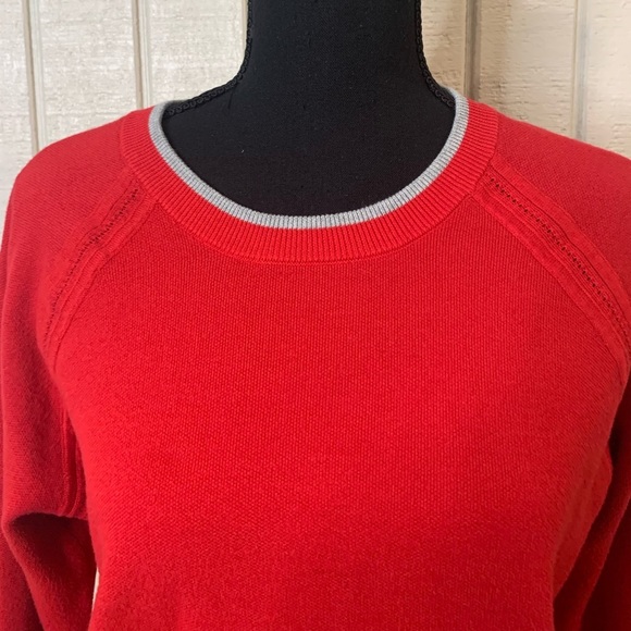 Athleta North Point Sweater with thumb holes, size medium. - Picture 4 of 7